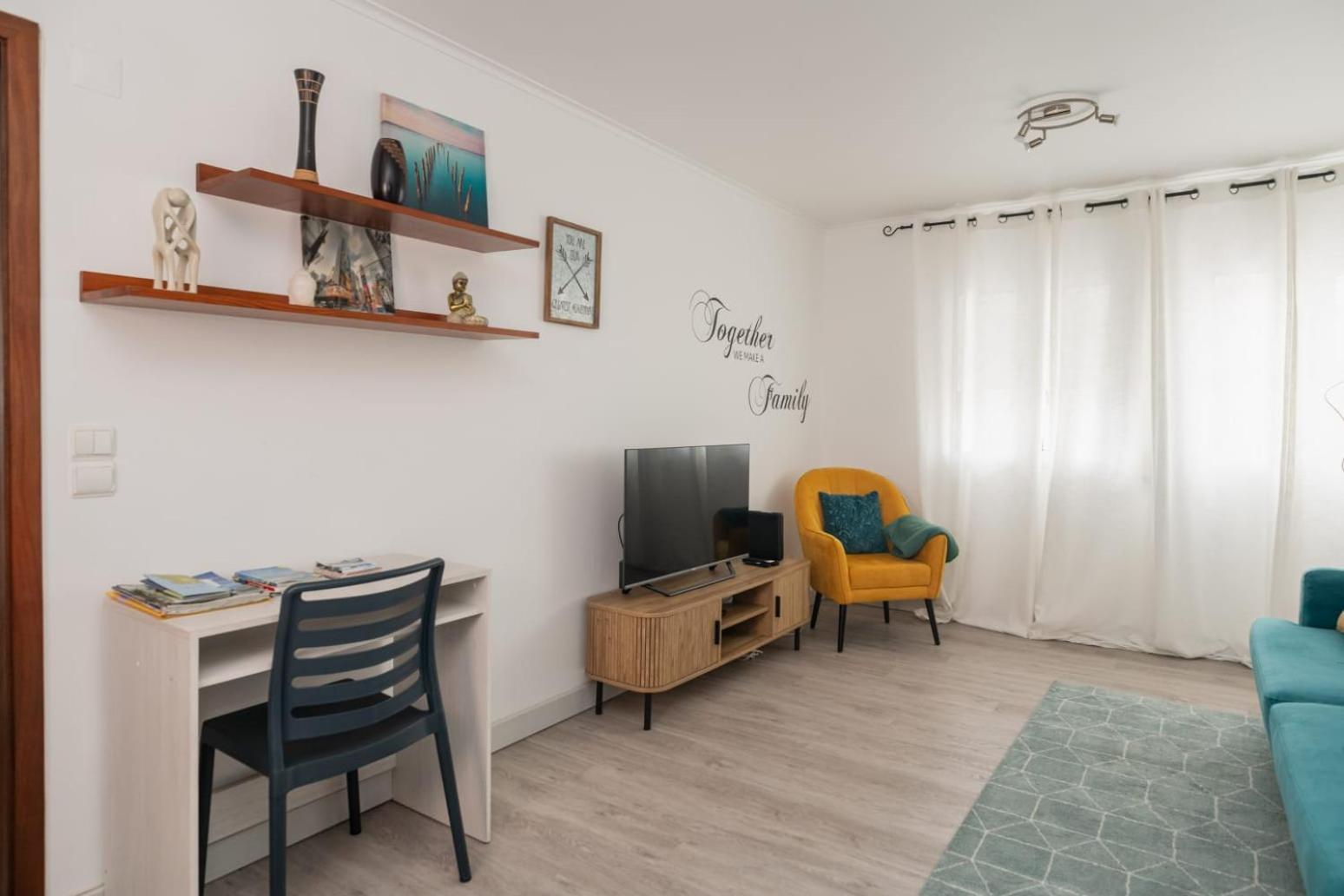 Family Friendly Azorean Apartment Ponta Delgada  Bagian luar foto