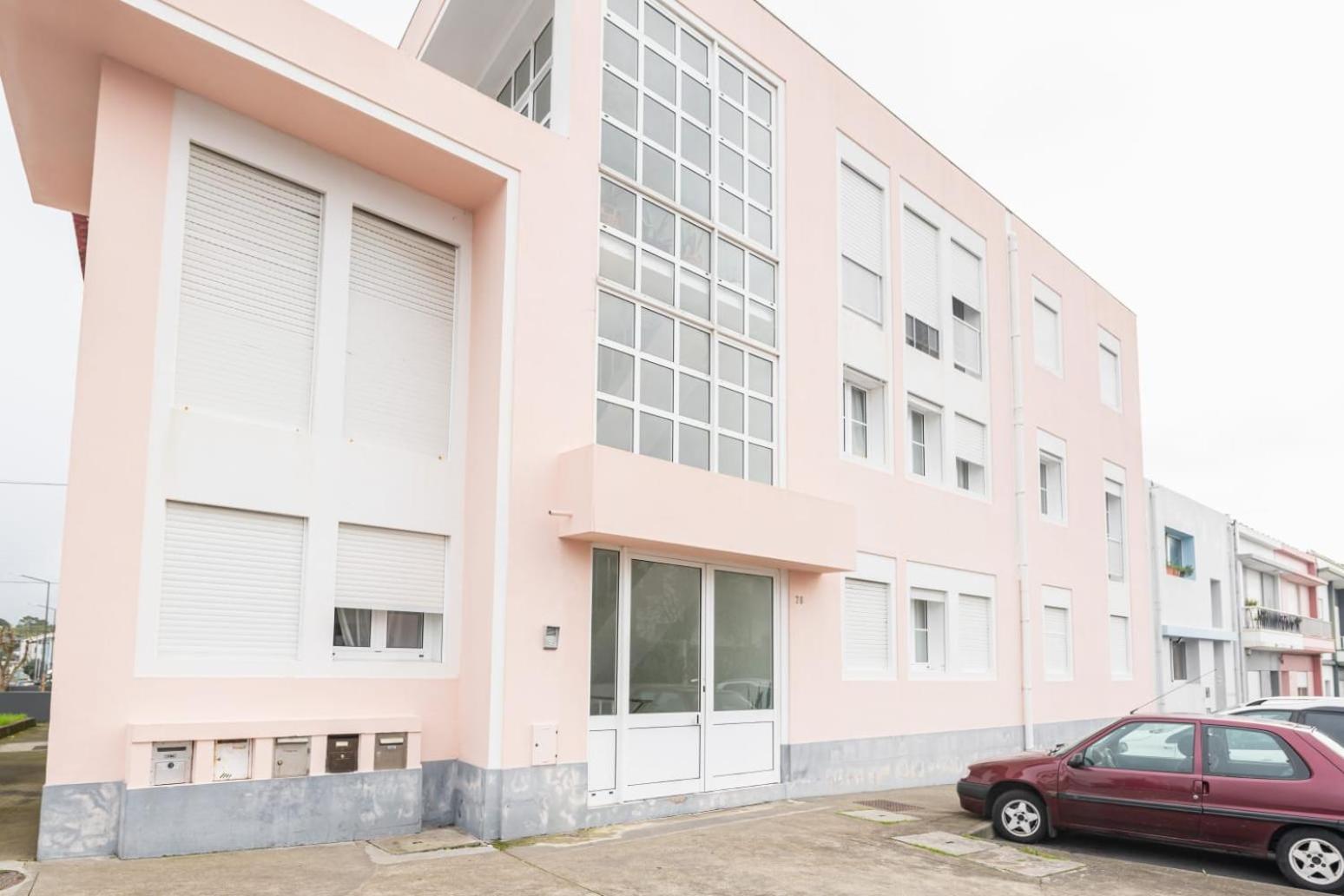 Family Friendly Azorean Apartment Ponta Delgada  Bagian luar foto